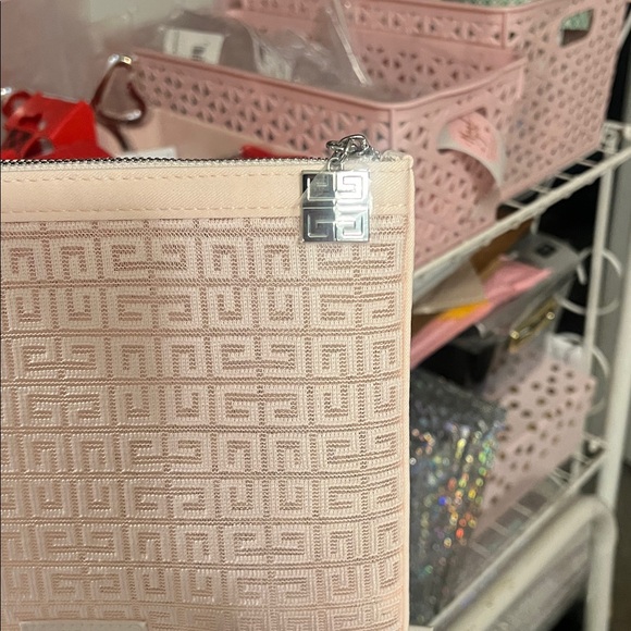 Givenchy Pink Clutch Bag and Black Compact Mirror - Picture 7 of 7